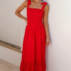 Ärmelloses Kleid mit Smokpartie, Rüschen und Rüschensaum