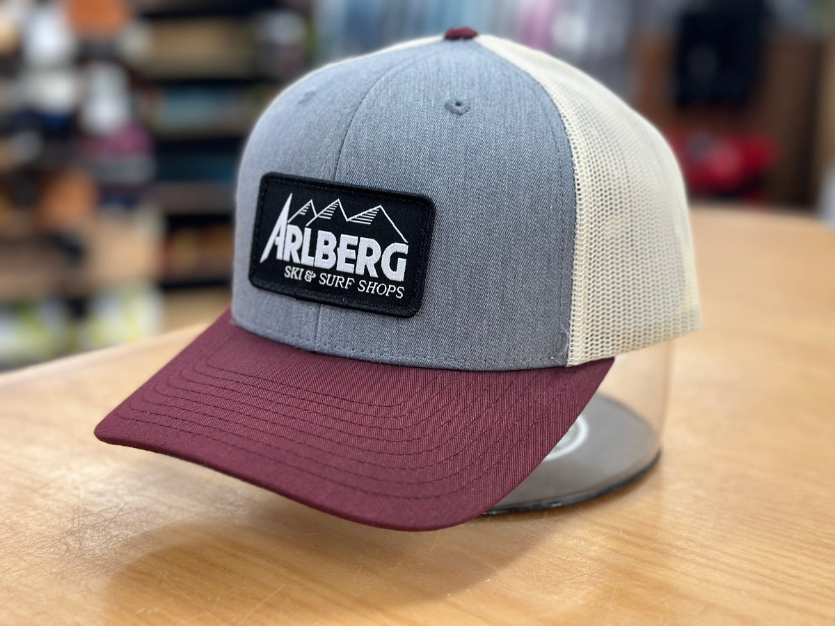 Arlberg Ski & Surf Shops Truckermütze – 2025