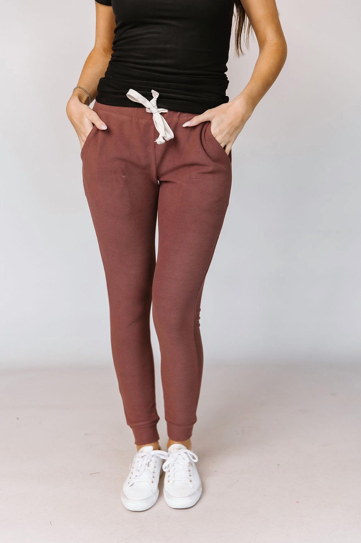 Performance Fleece-Jogginghose in Mahagoni