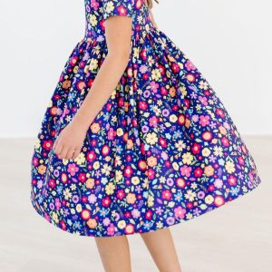 Pick a Posy Kleid mit schwingendem Rock – Taschen, Kurzarm