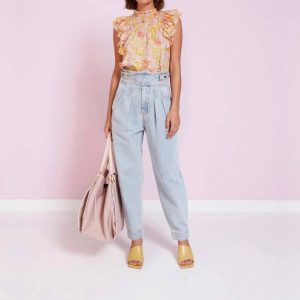 Joyce Oberteil – Vintage Bloom Light