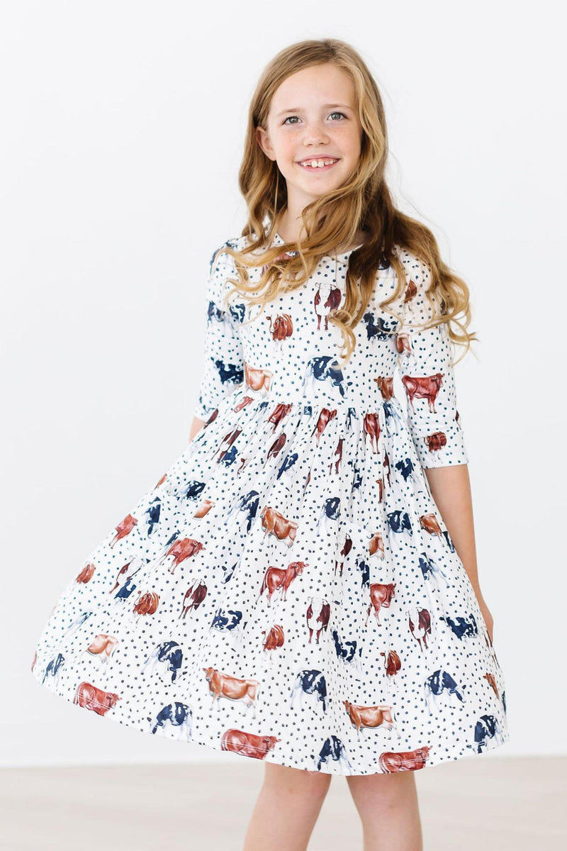 Moo Meadows Kleid mit schwingendem Rock – 3/4-Ärmel, Taschen