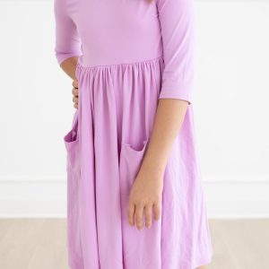 Bright Kleid mit schwingendem Rock – Taschen, Flieder