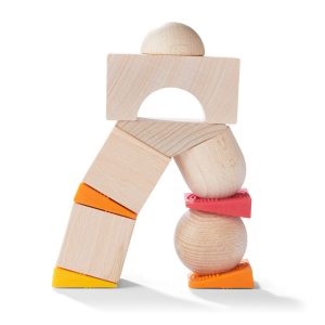 Teetering Towers Holzbausteine