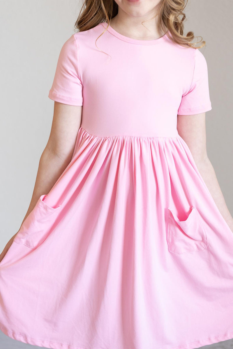Bubblegum Kleid mit schwingendem Rock – Taschen, Rosa, Kurzarm