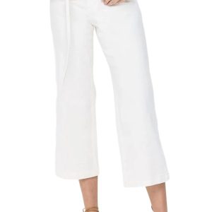 Verkürzte Jeans mit hohem Bund und weitem Bein in Cremeweiß