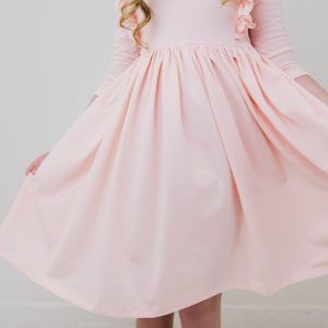 3/4 Kleid mit schwingendem Rock – Rüschen, Blütenform, Rosa