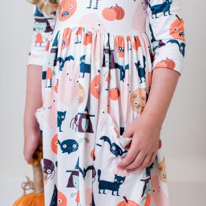 Boo Kleid mit schwingendem Rock – 3/4-Ärmel, Taschen, Crew-Länge