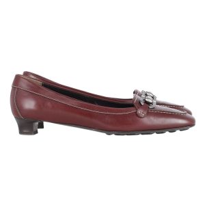 Salvatore Ferragamo Loafer mit niedrigem Absatz aus bordeauxrotem Leder