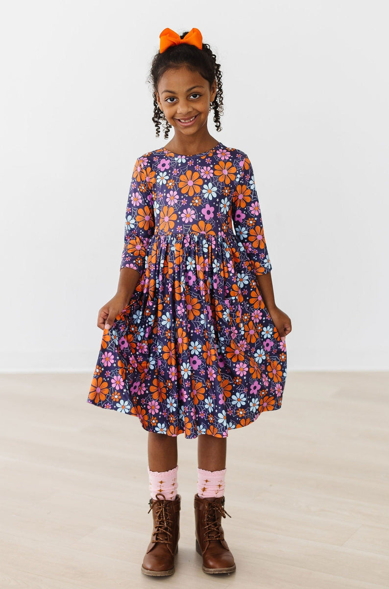 Haunted Garden Kleid mit schwingendem Rock – 3/4-Ärmel, Taschen