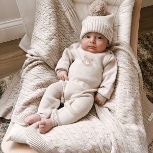 Luna + Luca Babydecke aus Bio-Baumwolle mit Zopfmuster in Beige