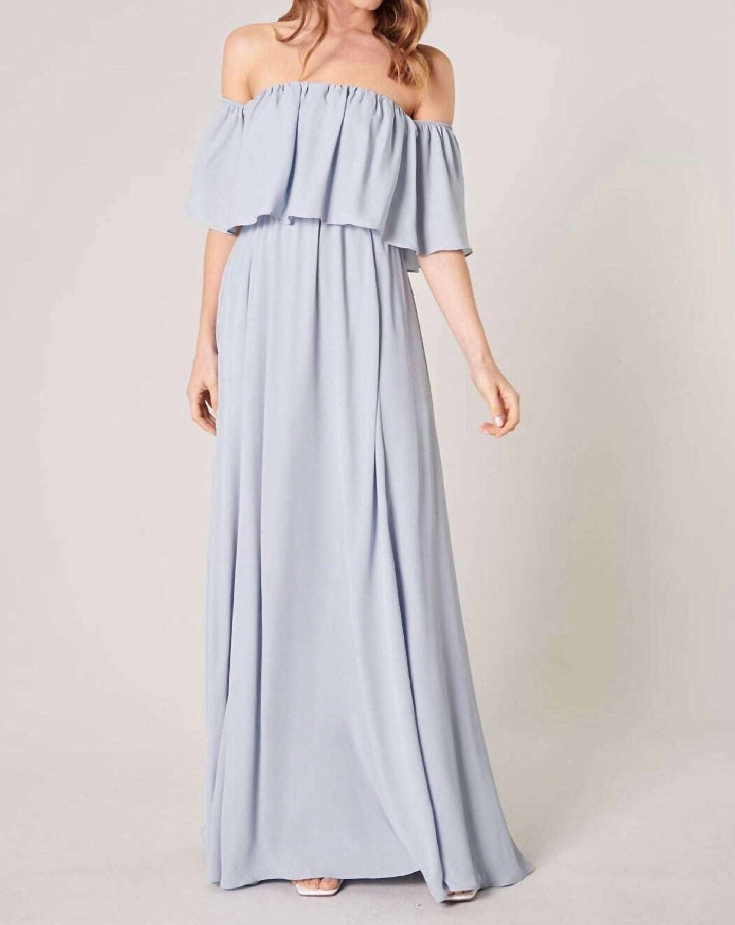 Schulterfreies Chiffonkleid – Babyblau