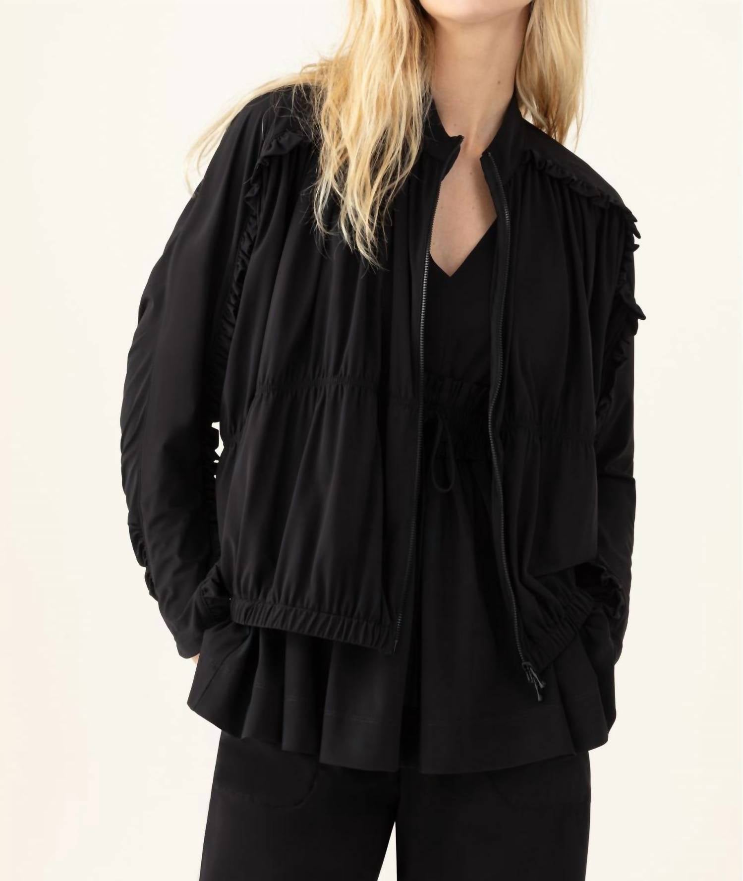Suzan Jacke – Schwarz