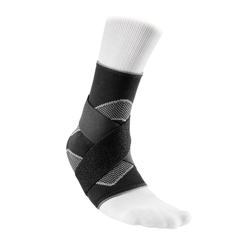 McDavid Sprunggelenkbandage mit 4-Way-Elastic und Figure-8-Riemen