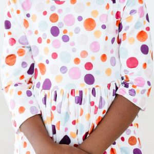 Watercolor Pebbles Kleid mit schwingendem Rock – 3/4-Ärmel, Taschen