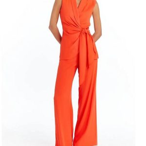 Vera Hose in Serrano