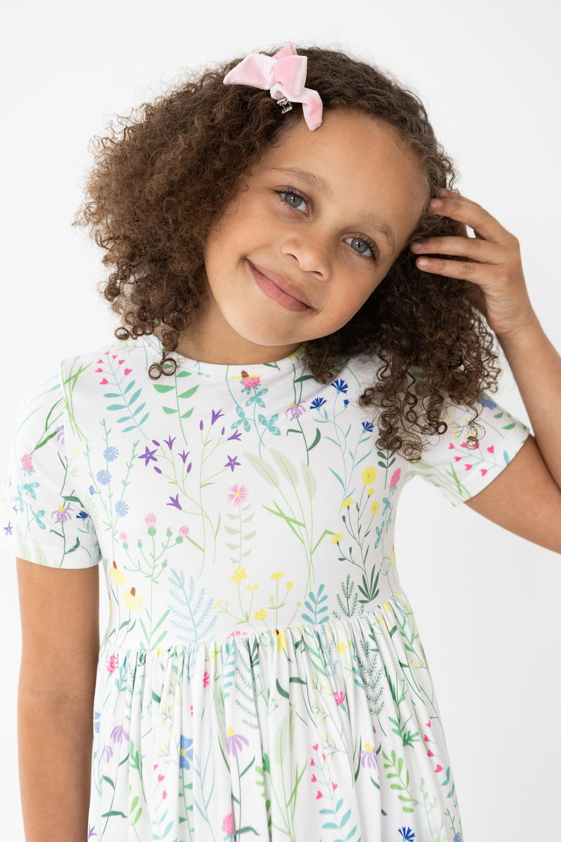 Dandelion Kleid mit schwingendem Rock – Blumenmuster, Taschen, Frühling, Kurzarm