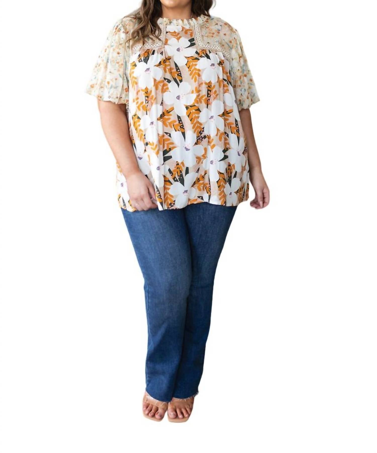 Daydreamer Mixed Top mit Blumenmuster in Mehrfarbig
