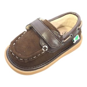 Mooshu Trainers Sawyer Jungen-Bootsschuhe mit Quietschfunktion in Schokoladenbraun, Kleinkindgrößen 5–9