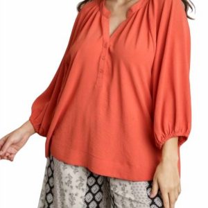 Bluse mit Raglanärmeln und Vokuhila-Saum in großen Größen – Deep Coral