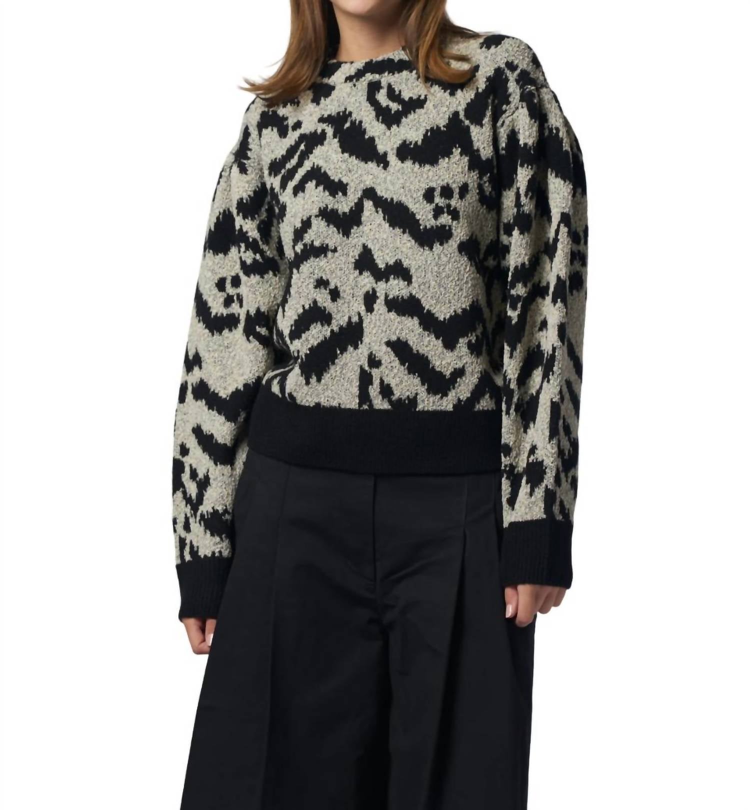 Nalla Pullover in Onyx