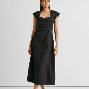 Gerafftes Kleid mit Frontschlitz – Schwarz