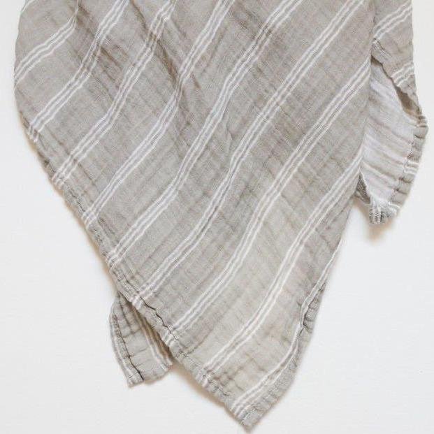 Baby-Puckdecke aus Bio-Baumwolle im Design Desert Mist
