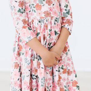 Fall Kleid mit schwingendem Rock – 3/4-Ärmel, Blumenmuster, Taschen