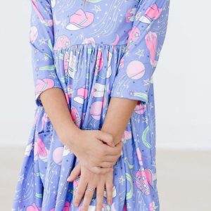 Neon Moon Kleid mit schwingendem Rock – 3/4-Ärmel, Taschen