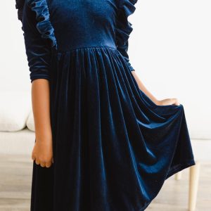Kleid mit schwingendem Rock – Samt, Rüschen, Marineblau