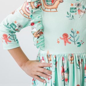 Believe Your Elf Kleid mit schwingendem Rock – Rüschen