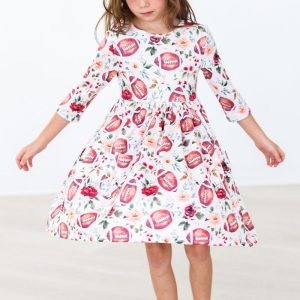 Footballs Flowers Kleid mit schwingendem Rock – 3/4-Ärmel, Taschen