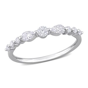 Mimi & Max Halb-Memoire-Ring aus Sterlingsilber mit synthetischem Moissanit – 1/2 ct DEW