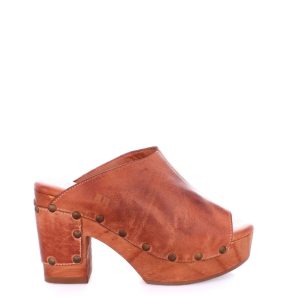 Deva Clog – flaches Plateau, Dip-Dye-Färbung, Cognacfarben, Absatz