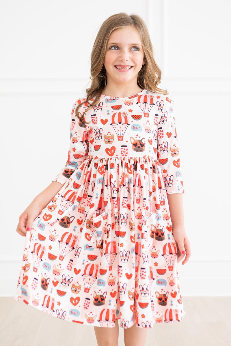 Puppy Love Kleid mit schwingendem Rock – 3/4-Ärmel, Taschen