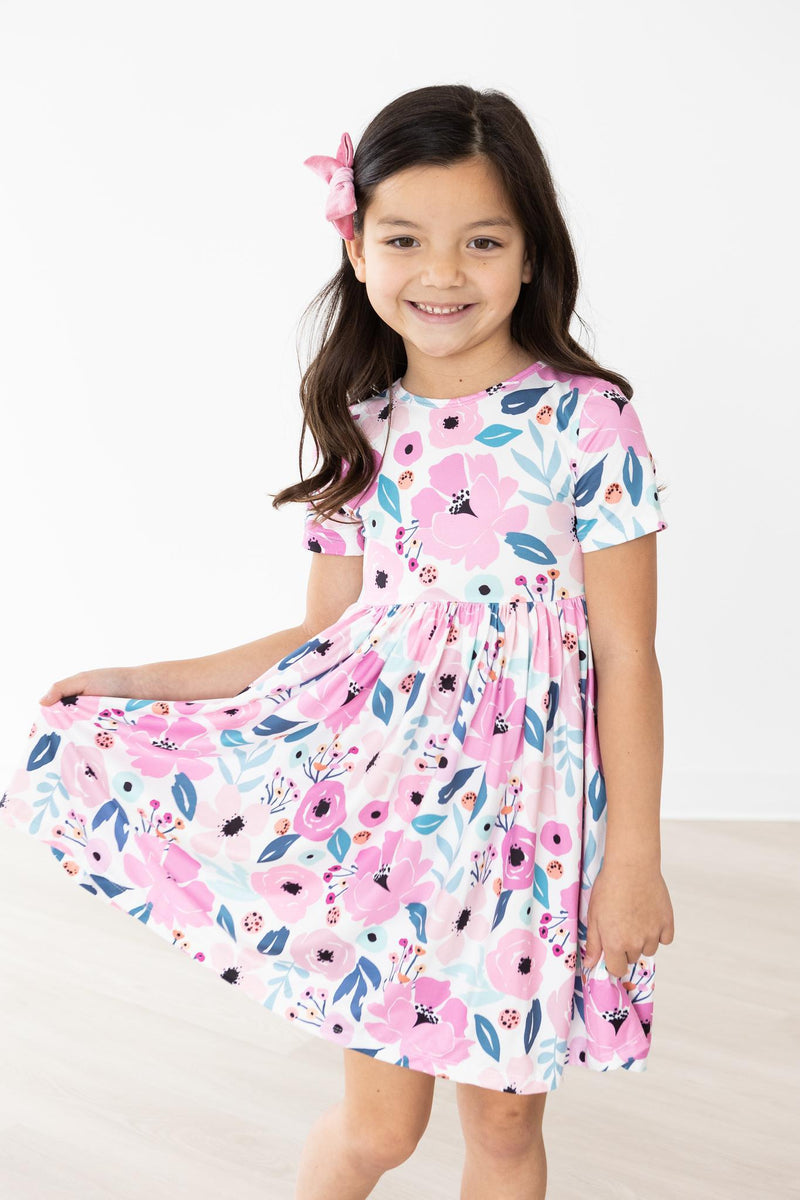 Pretty Kleid mit schwingendem Rock – Lila, Kurzarm