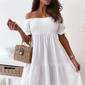 Schulterfreies kurzärmeliges Kleid mit Rüschen in umfassendem Größensortiment