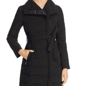 Asymmetrischer Puffermantel mit Gürtel und Stehkragen in Schwarz