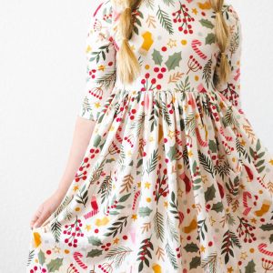 Holly Jolly Christmas Kleid mit schwingendem Rock – 3/4-Ärmel, Taschen