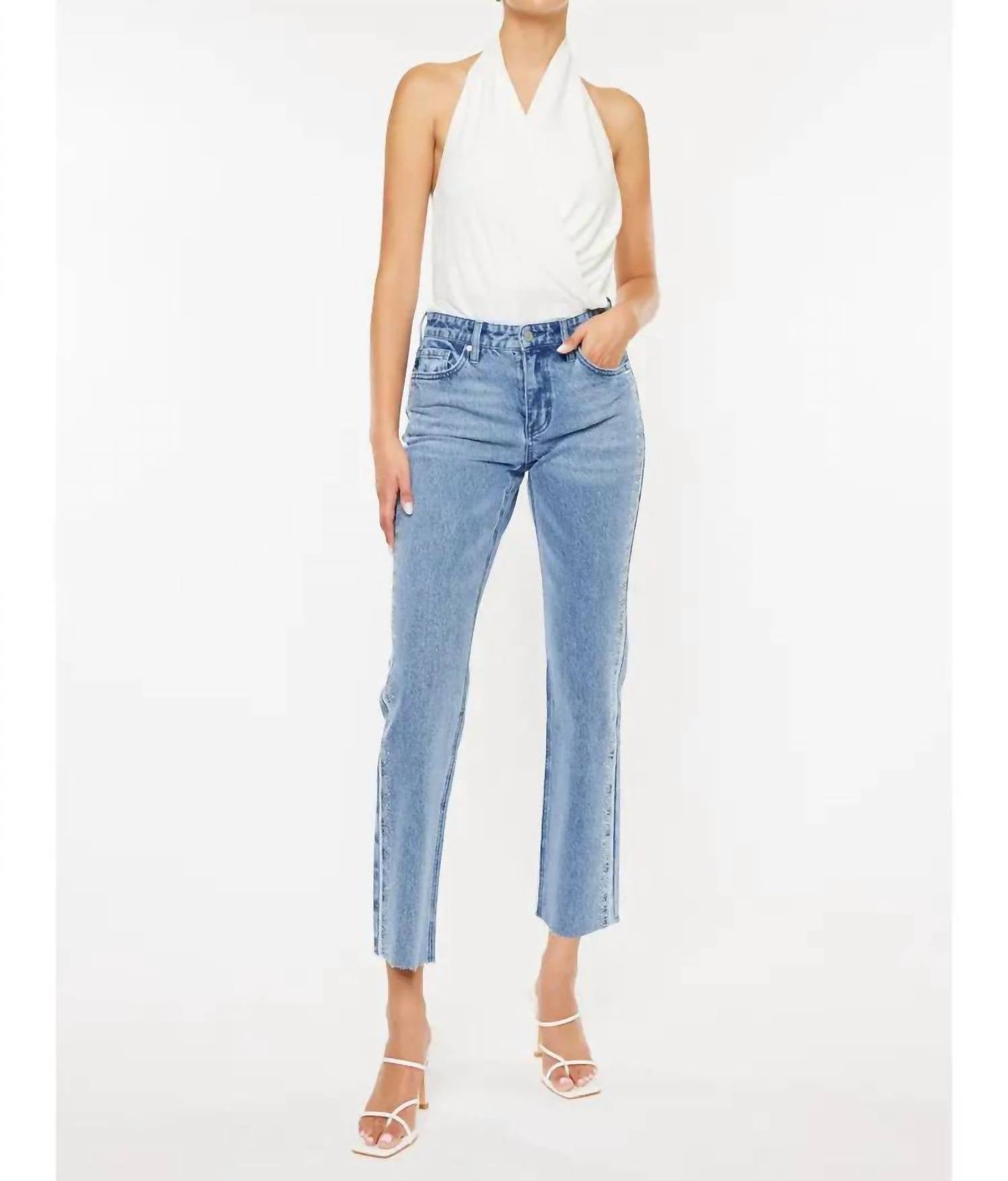 Evelyn Jeans mit mittelhohem Bund in Blau