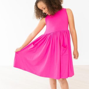 Tank Kleid mit schwingendem Rock – Pink, Taschen