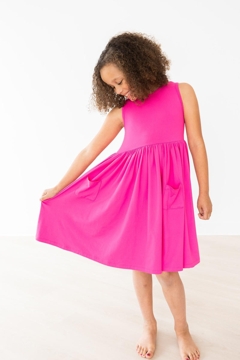 Tank Kleid mit schwingendem Rock – Pink, Taschen