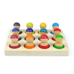 12 Holz-Regenbogen-Steckfiguren mit Tablett in Grundfarben