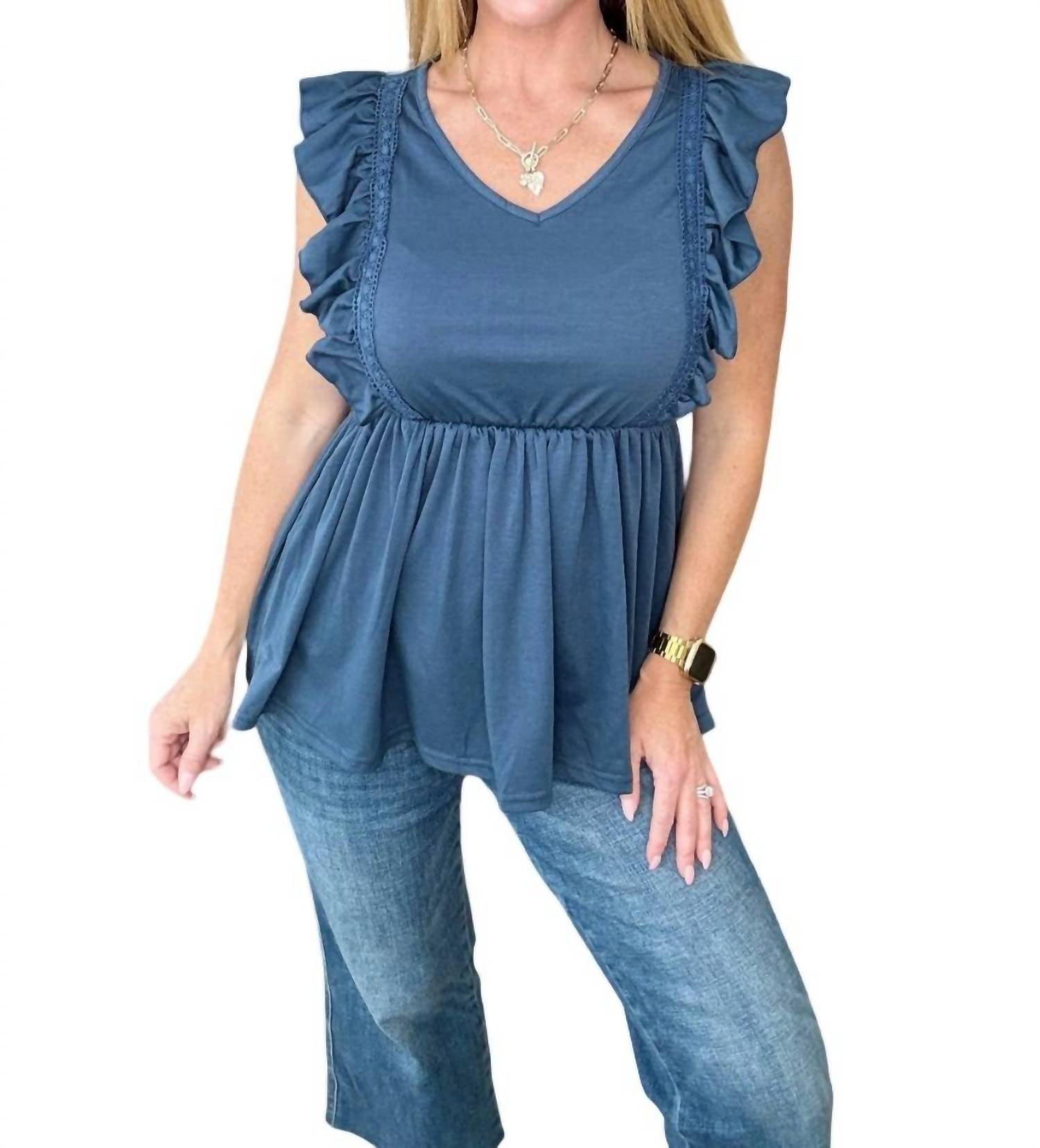Before Now Babydoll-Top mit Rüschen in Marineblau