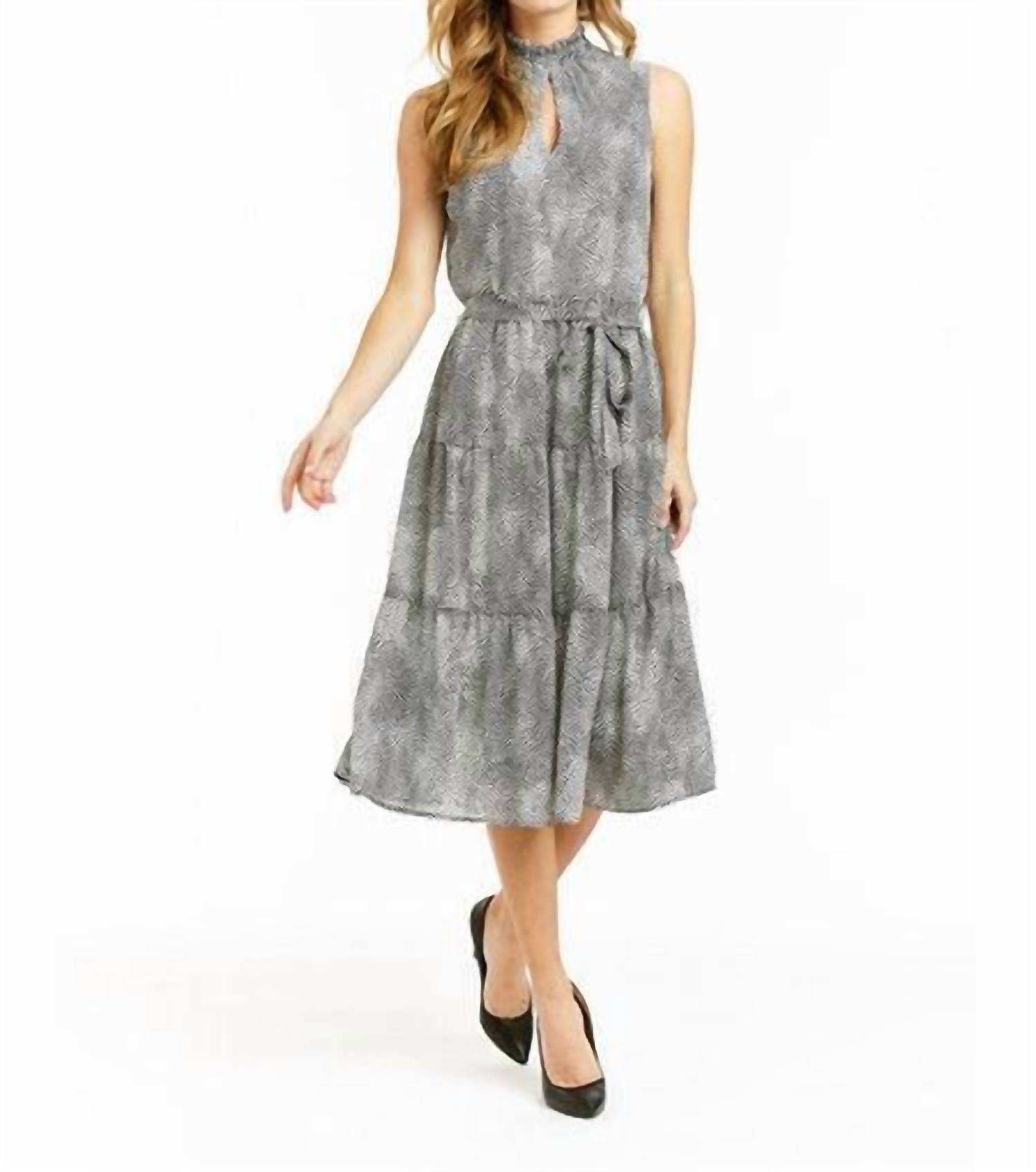 Tiger Samantha Kreppkleid in Schwarz