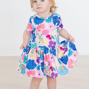 Dahlia Dreams Body mit schwingendem Rockteil – Kurzarm