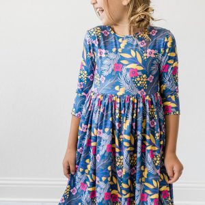 Flora Kleid mit schwingendem Rock