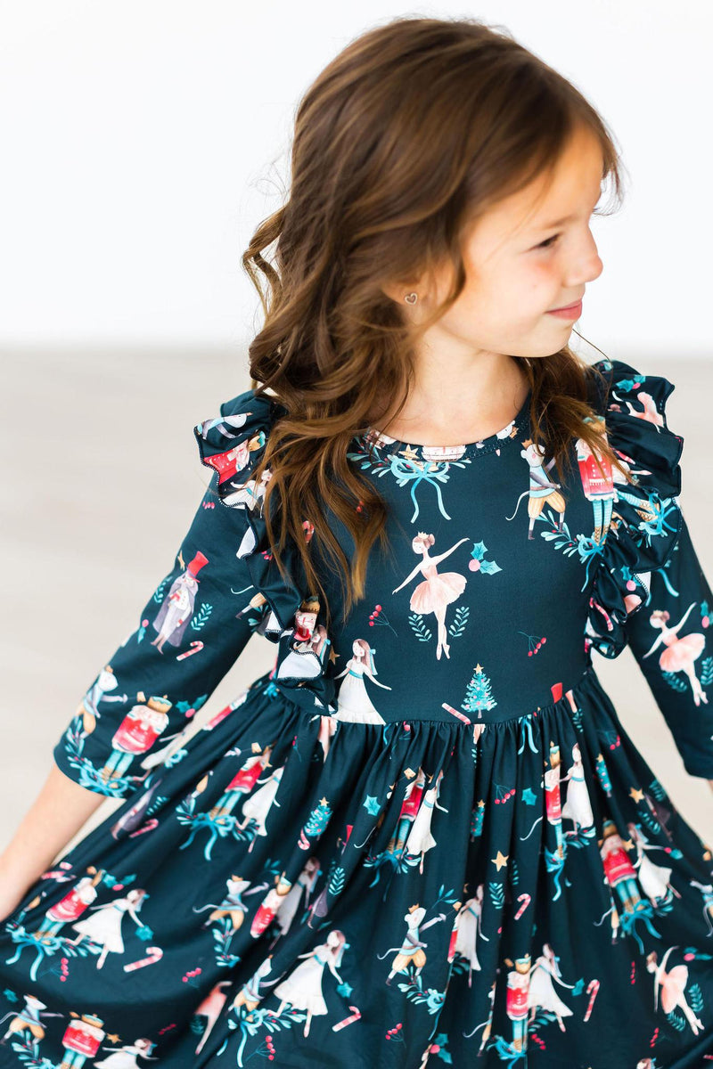 Christmas Ballet Kleid mit schwingendem Rock – Rüschen