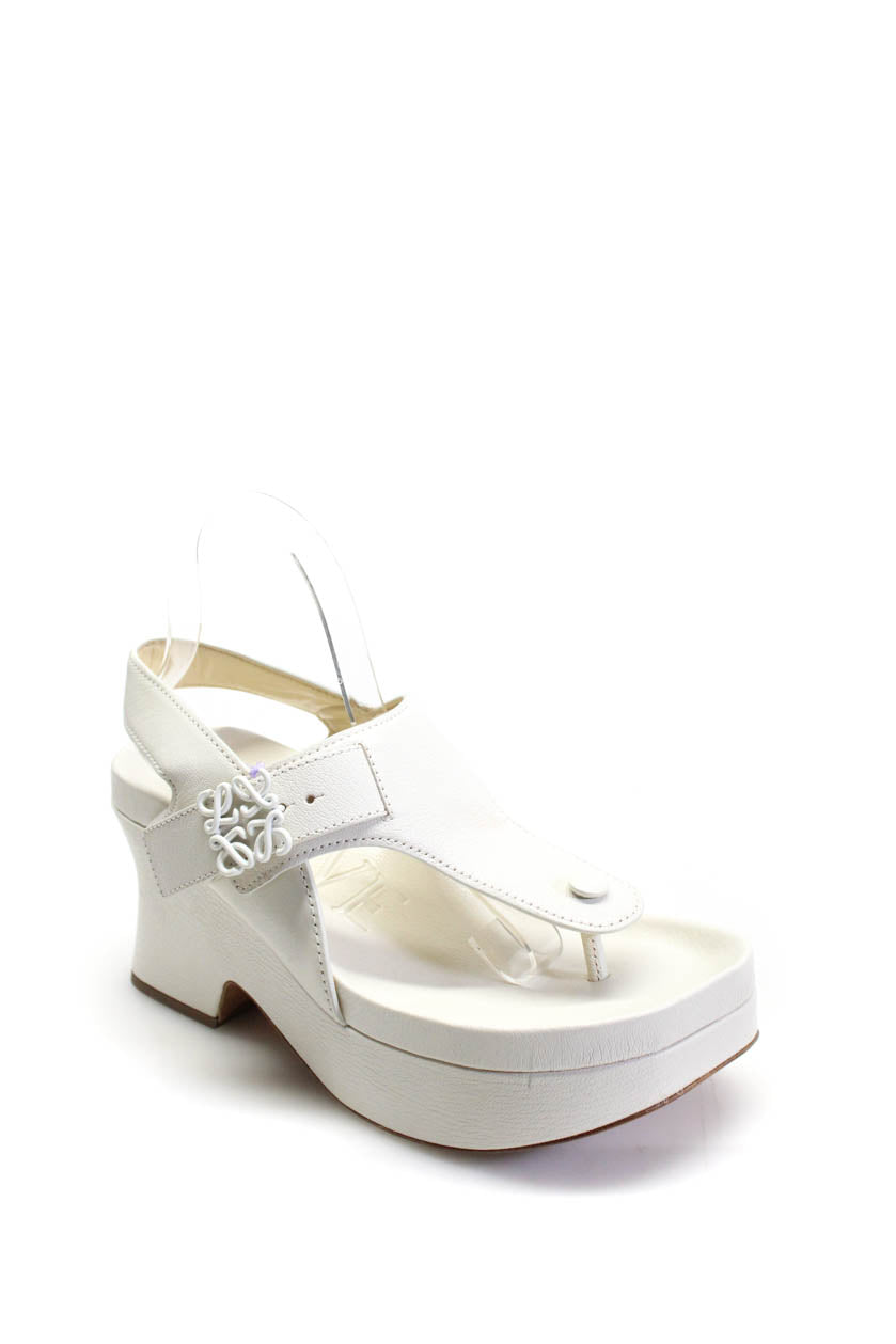 Loewe Damen-Zehentrennersandalen aus weißem Leder mit Plateau und Fersenriemen