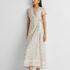 Maxi-Wickelkleid mit blauem Blumenmuster